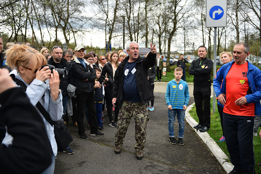 W legnickim Lasku Złotoryjskim odbył się „Bieg na 6. łap”