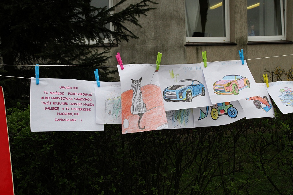 Kilkadziesiąt klasyków przyjechało na piknik do samochodówki