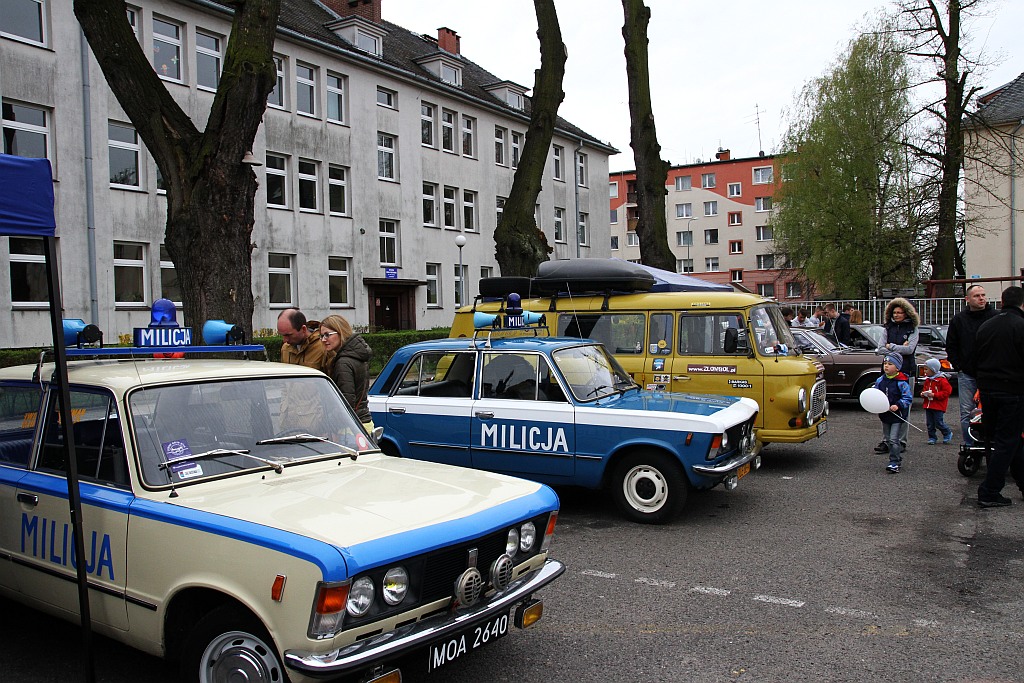 Kilkadziesiąt klasyków przyjechało na piknik do samochodówki