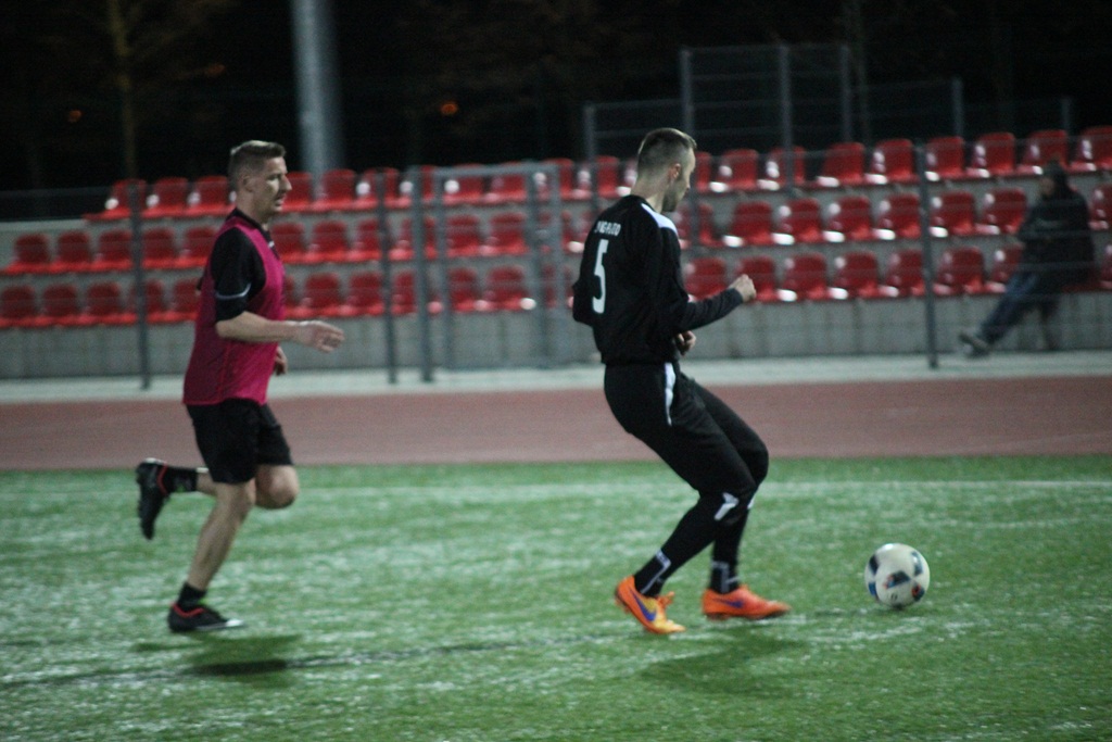 LBML: Inmir Legnickie Pole i Futbol.Legnica.pl na prowadzeniu