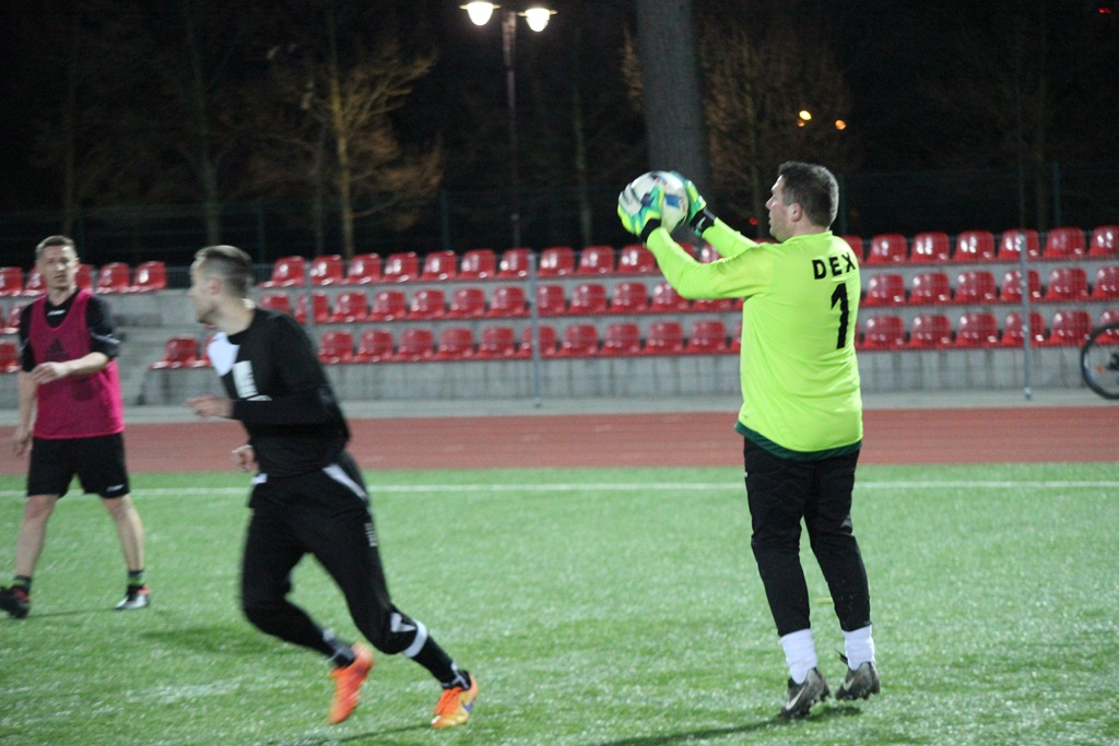 LBML: Inmir Legnickie Pole i Futbol.Legnica.pl na prowadzeniu