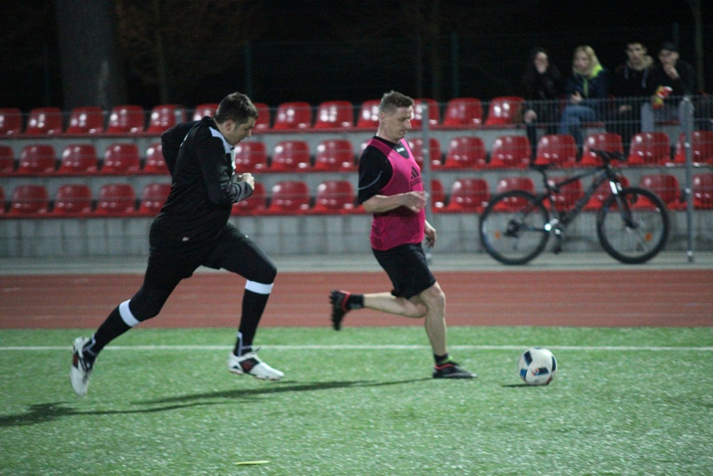 LBML: Inmir Legnickie Pole i Futbol.Legnica.pl na prowadzeniu
