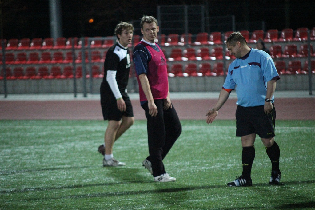 LBML: Inmir Legnickie Pole i Futbol.Legnica.pl na prowadzeniu