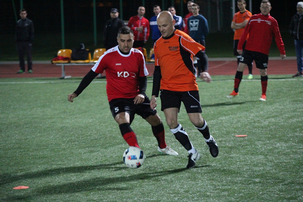 LBML: Inmir Legnickie Pole i Futbol.Legnica.pl na prowadzeniu