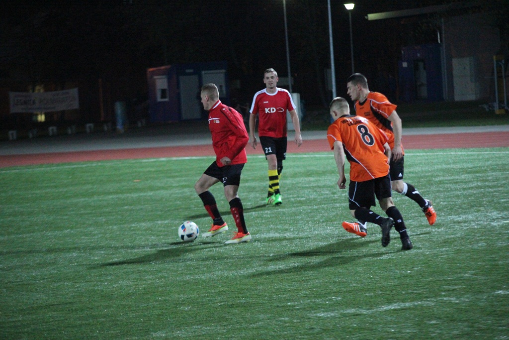 LBML: Inmir Legnickie Pole i Futbol.Legnica.pl na prowadzeniu