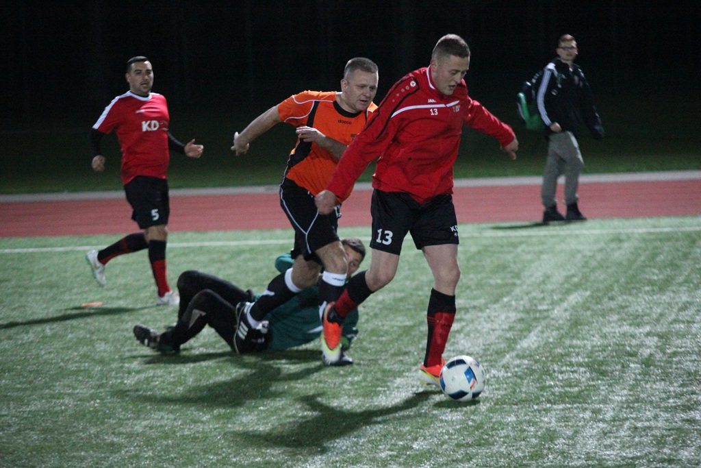 LBML: Inmir Legnickie Pole i Futbol.Legnica.pl na prowadzeniu