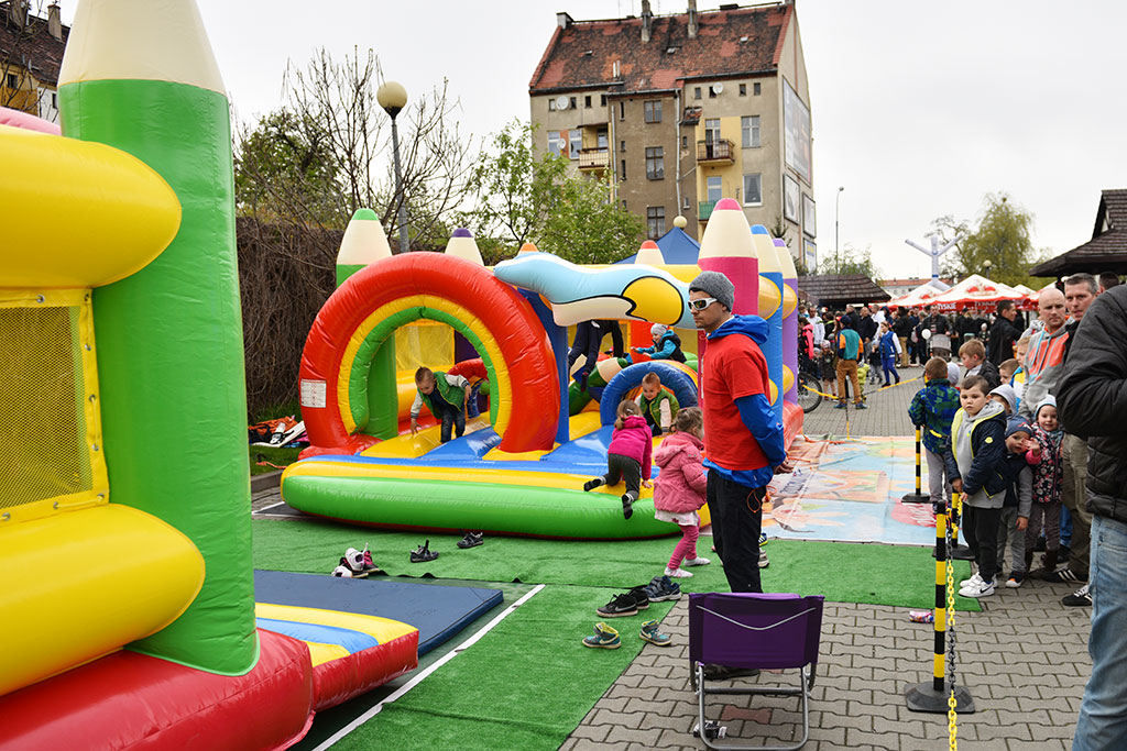 Legniczanie bawili się z Oberżą Piastowską na festynie rodzinnym