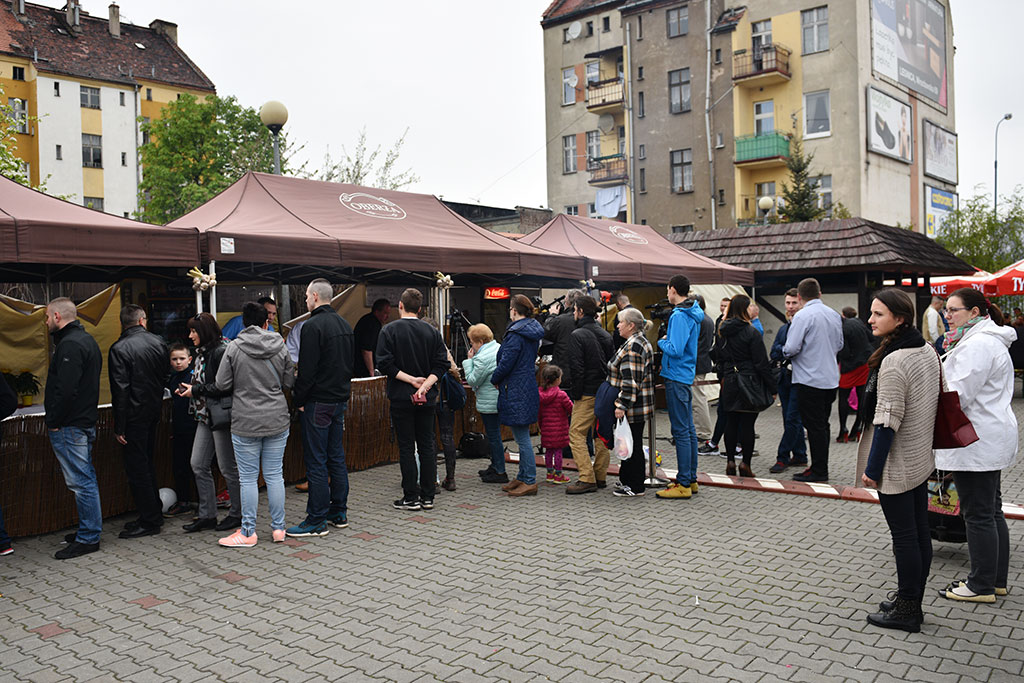 Legniczanie bawili się z Oberżą Piastowską na festynie rodzinnym