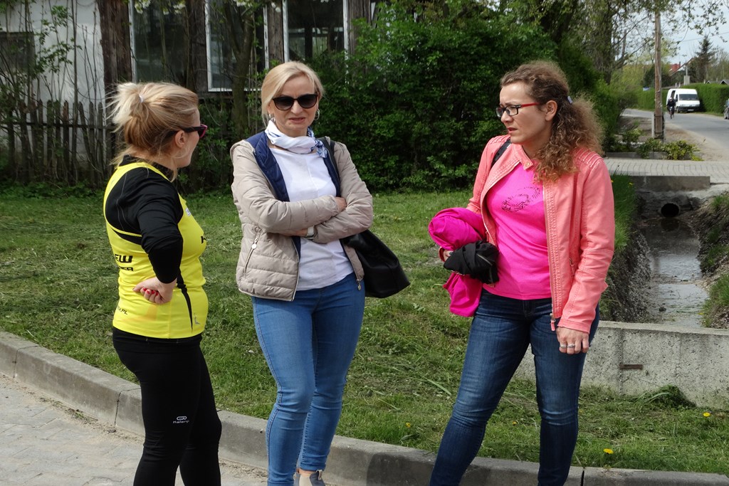 Legniczanie pobiegli wokół jeziora w Kunickiej Trzydziestce