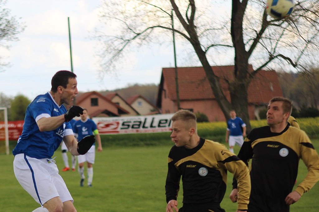 Zryw Kłębanowice rozgromił u siebie Spartę Parszowice