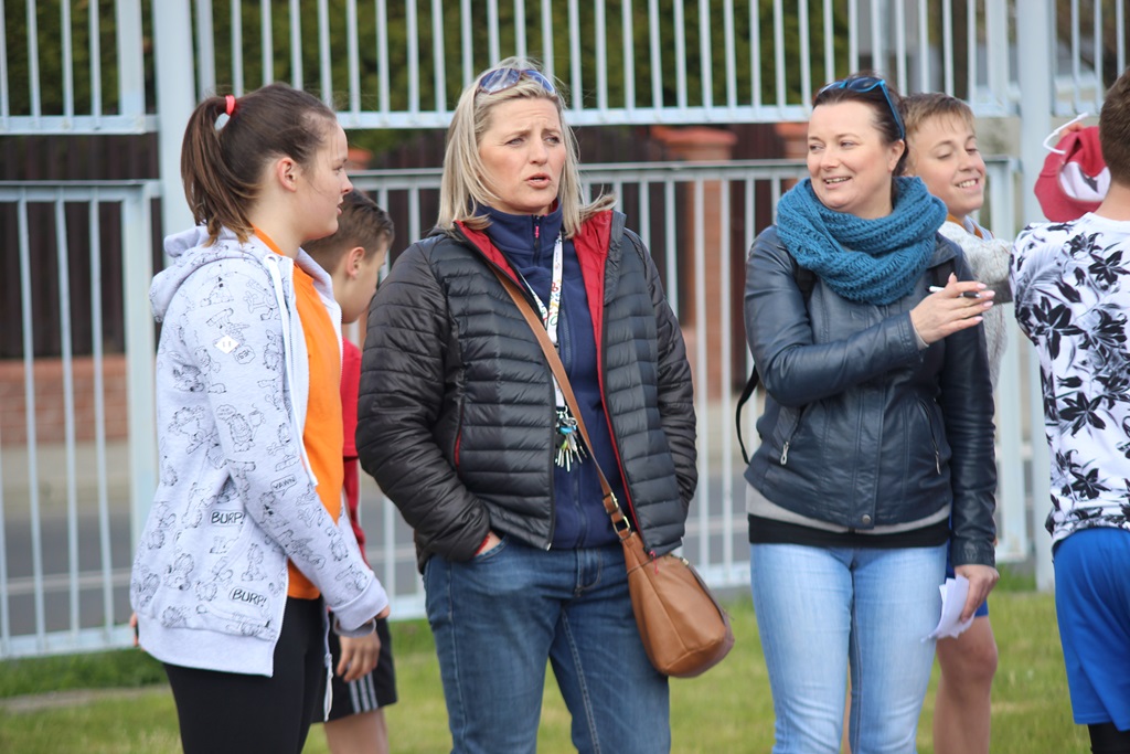 Legniccy uczniowie rywalizowali w czworoboju lekkoatletycznym