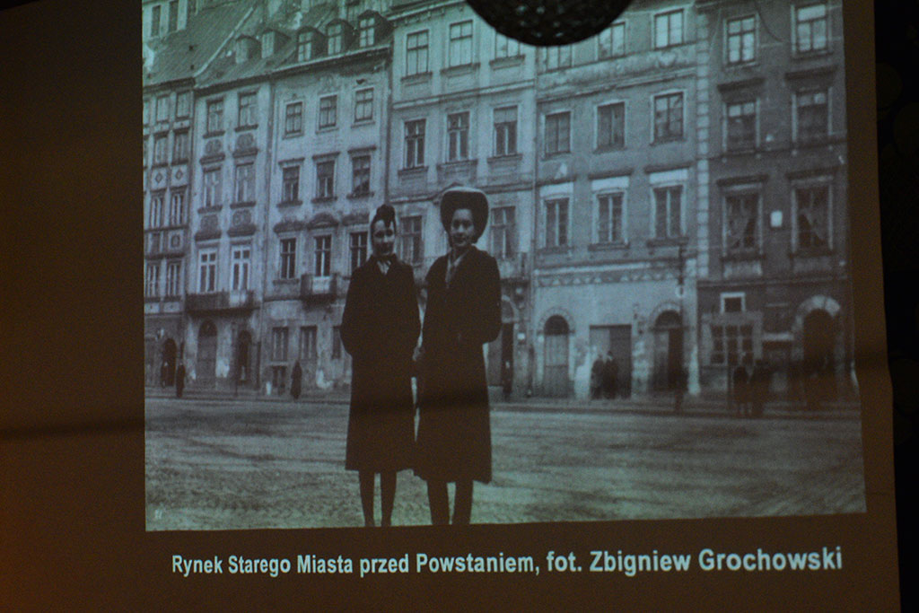 Legniczanie wysłuchali fragmentów książki Saturnina Hermana