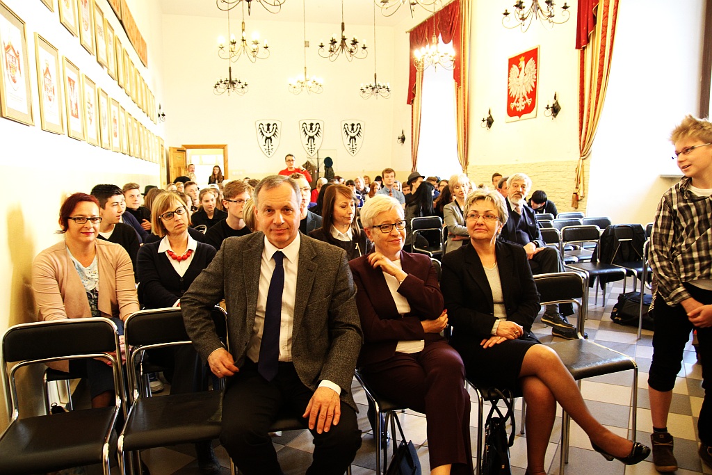 Gimnazjaliści doskonale bawili się w legnickim zamku