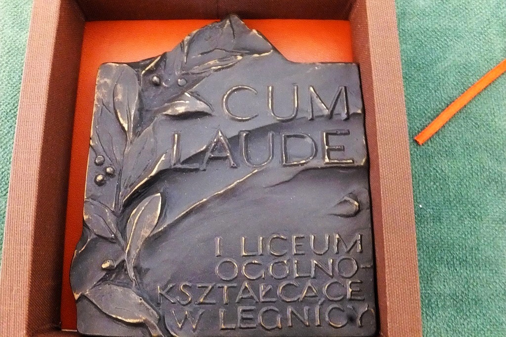 Uczniowie klas trzecich zakończyli naukę w I LO w Legnicy