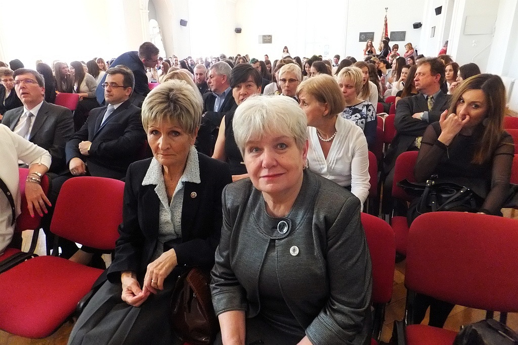 Uczniowie klas trzecich zakończyli naukę w I LO w Legnicy
