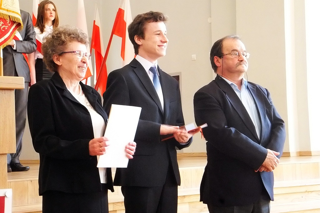 Uczniowie klas trzecich zakończyli naukę w I LO w Legnicy