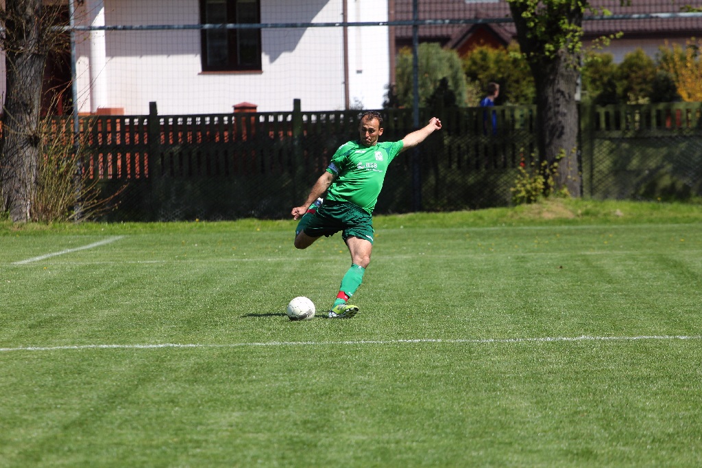 KS Legnickie Pole rozgromiło Relaks Szklary Górne 5:0