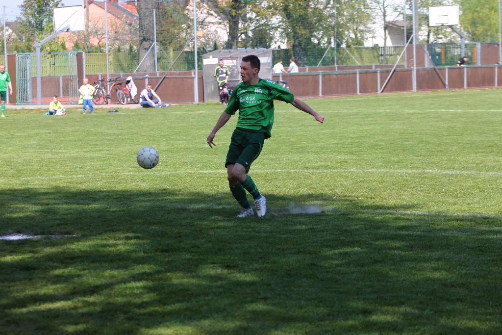 KS Legnickie Pole rozgromiło Relaks Szklary Górne 5:0