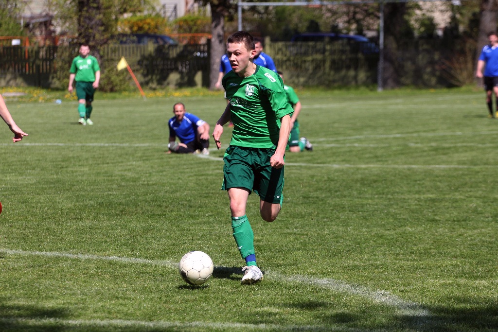 KS Legnickie Pole rozgromiło Relaks Szklary Górne 5:0