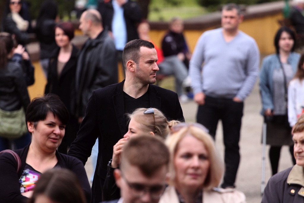 Legnicka Majówka. W muszli koncertowej śpiewano i tańczono