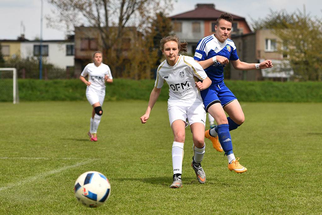 Piłkarki Miedzi Legnica pokonały Bielawiankę Bielawa 2:0
