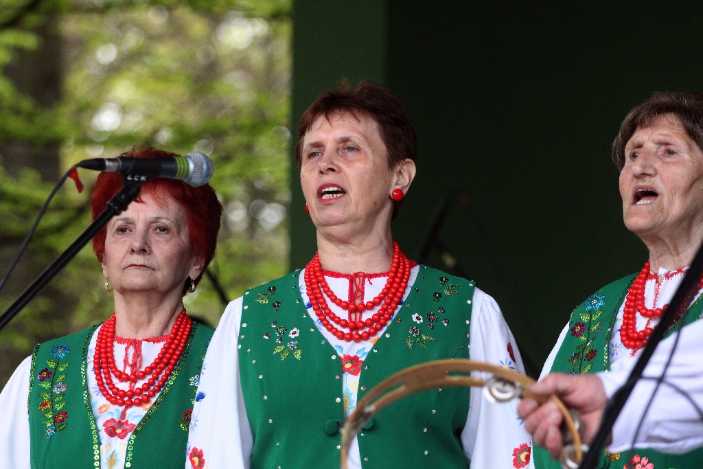Legnicka Majówka. W muszli koncertowej śpiewano i tańczono