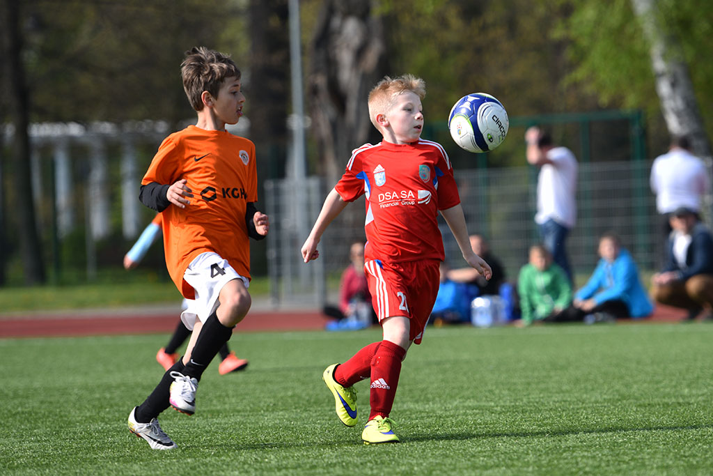 Sport i zabawa w IV edycji turnieju piłkarskiego ŻAK-CUP