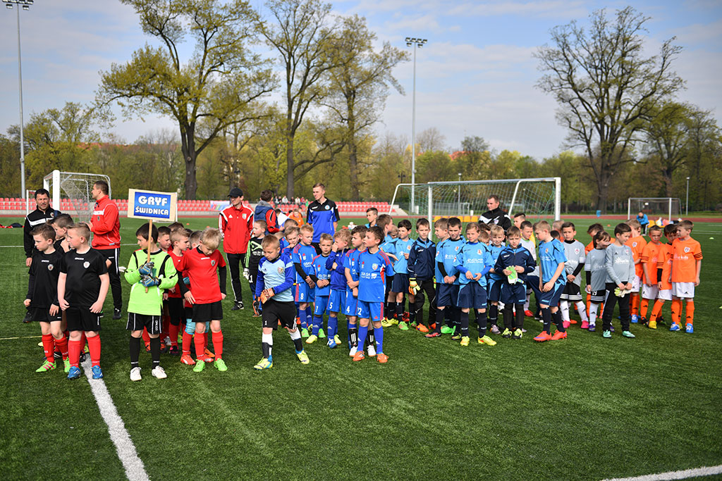 Sport i zabawa w IV edycji turnieju piłkarskiego ŻAK-CUP