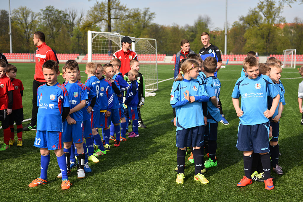 Sport i zabawa w IV edycji turnieju piłkarskiego ŻAK-CUP