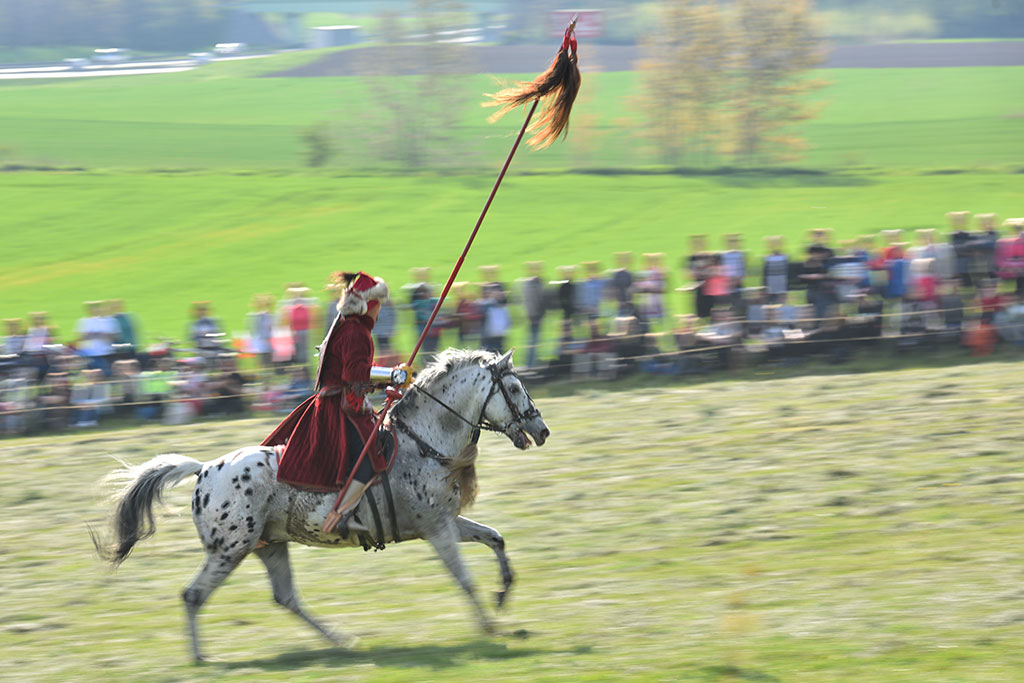 Rekonstrukcja bitwy pod Legnicą na gniewomierskich polach