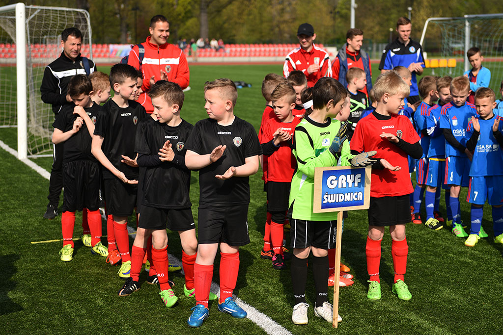Sport i zabawa w IV edycji turnieju piłkarskiego ŻAK-CUP