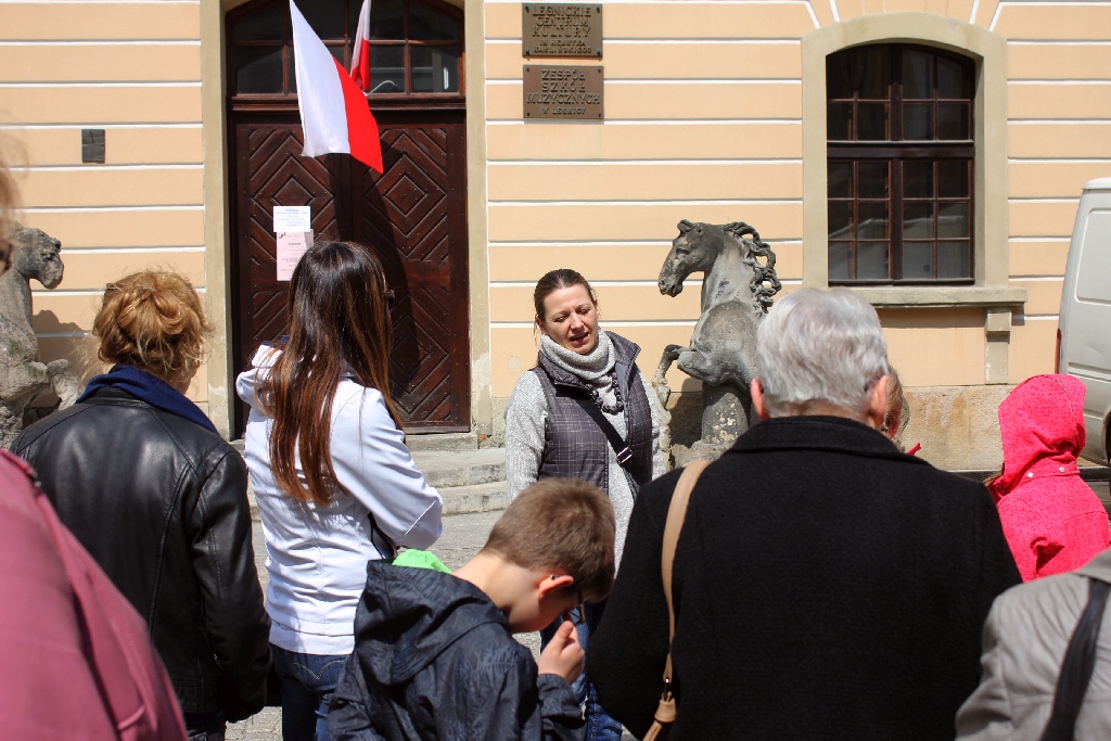 Legniczanie wzięli udział w spacerze historycznym po mieście