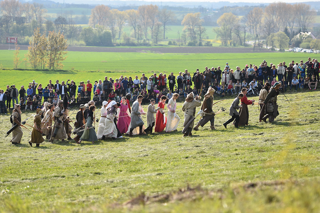 Rekonstrukcja bitwy pod Legnicą na gniewomierskich polach