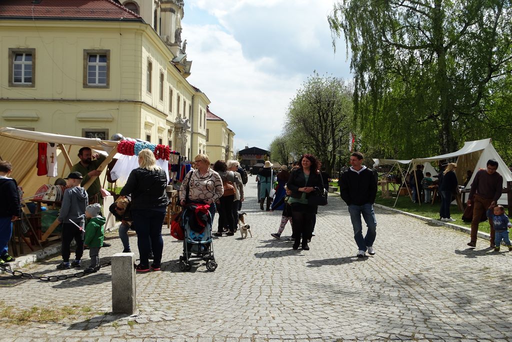 Piknik w Legnickim Polu zwieńczony został rekonstrukcją bitwy