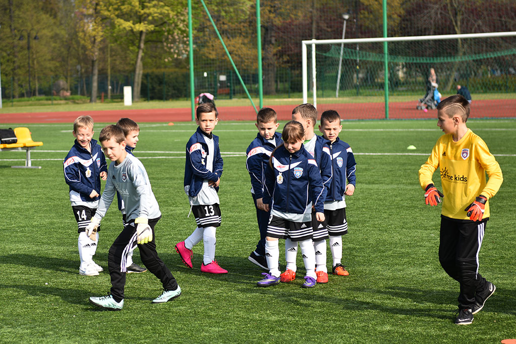 Sport i zabawa w IV edycji turnieju piłkarskiego ŻAK-CUP