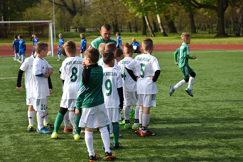 Sport i zabawa w IV edycji turnieju piłkarskiego ŻAK-CUP