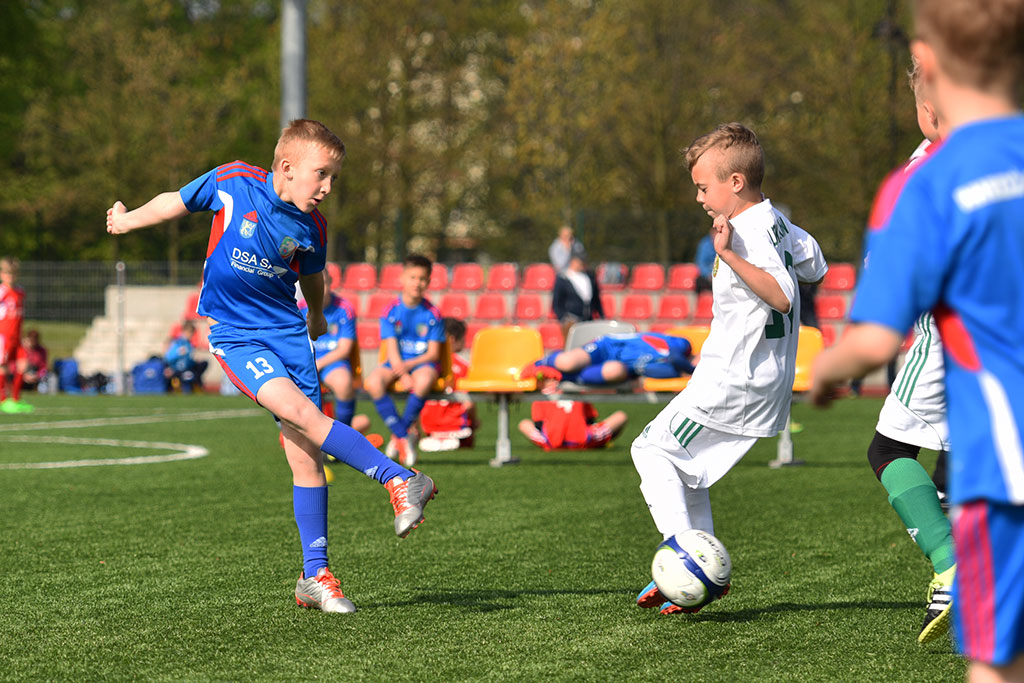 Sport i zabawa w IV edycji turnieju piłkarskiego ŻAK-CUP