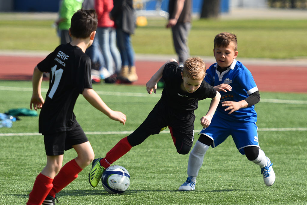 Sport i zabawa w IV edycji turnieju piłkarskiego ŻAK-CUP
