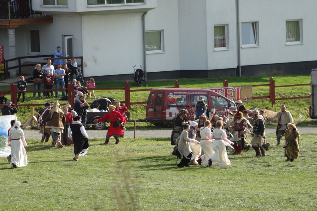 Piknik w Legnickim Polu zwieńczony został rekonstrukcją bitwy
