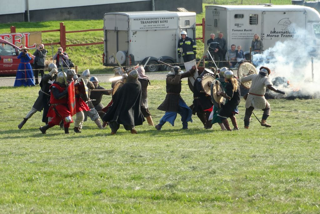 Piknik w Legnickim Polu zwieńczony został rekonstrukcją bitwy