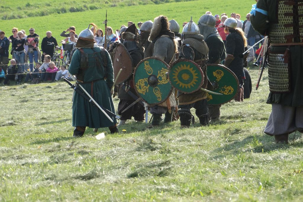 Piknik w Legnickim Polu zwieńczony został rekonstrukcją bitwy