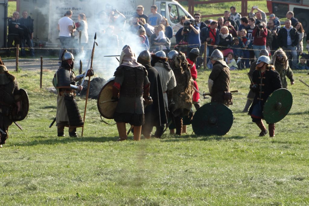 Piknik w Legnickim Polu zwieńczony został rekonstrukcją bitwy