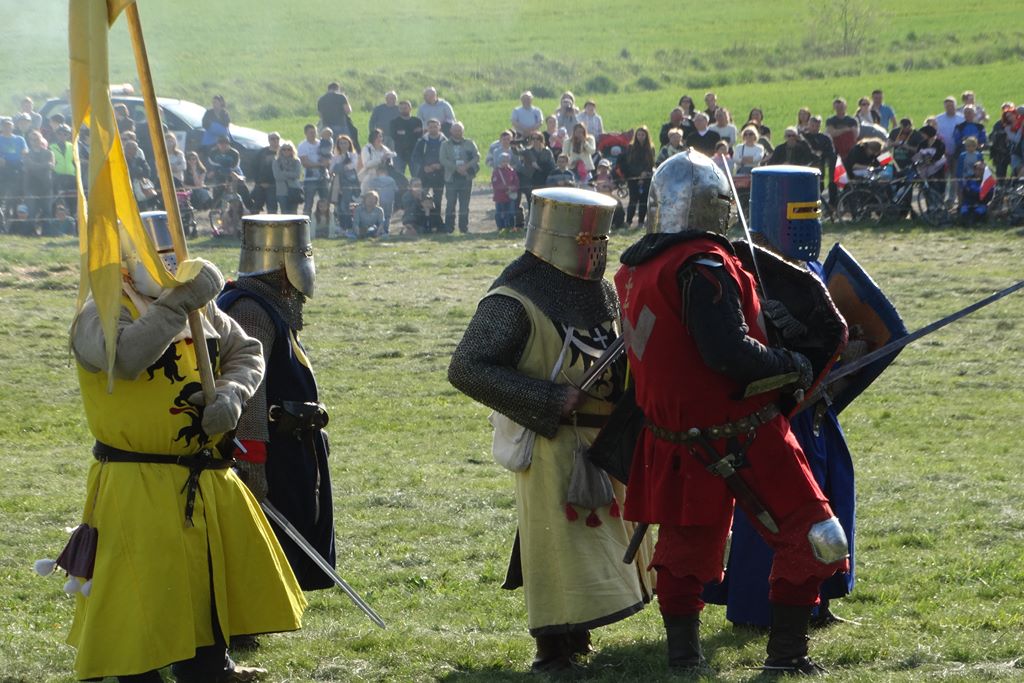 Piknik w Legnickim Polu zwieńczony został rekonstrukcją bitwy