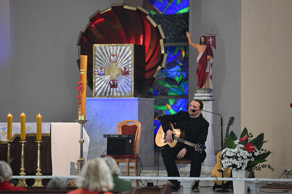 Patryk Filipowicz wystąpił z recitalem ku czci Maryi