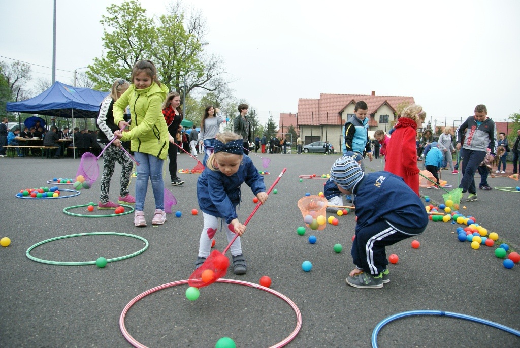 3 maja na boisku w Kunicach odbyła się majówka strażacka