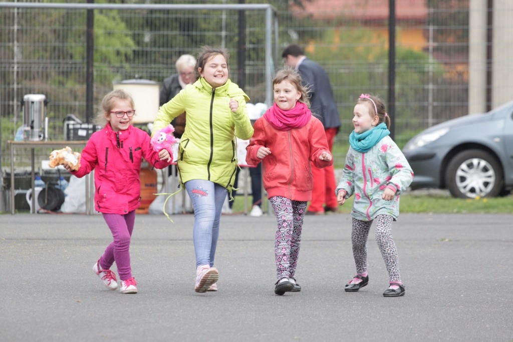 3 maja na boisku w Kunicach odbyła się majówka strażacka