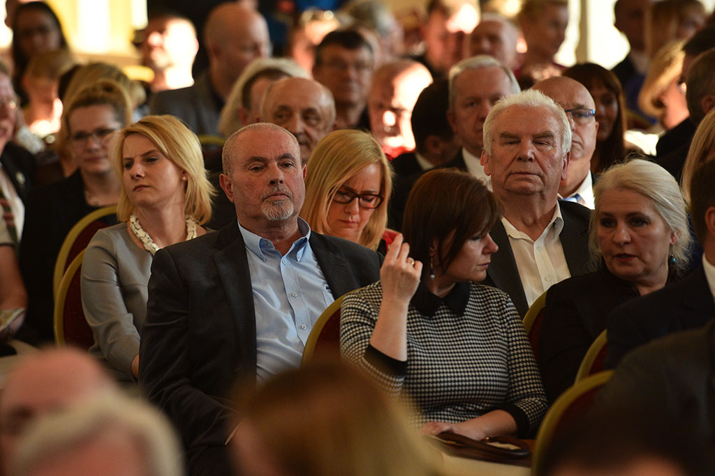 Prezydent podziękował remontującym Akademię Rycerską