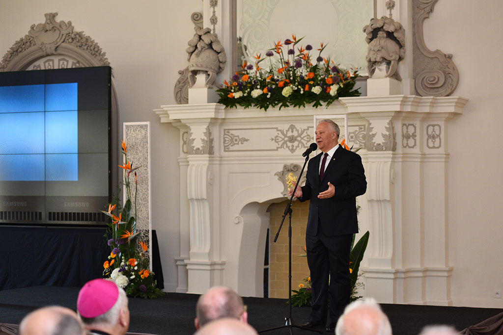 Prezydent podziękował remontującym Akademię Rycerską