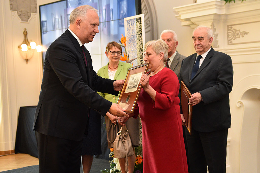 Prezydent podziękował remontującym Akademię Rycerską