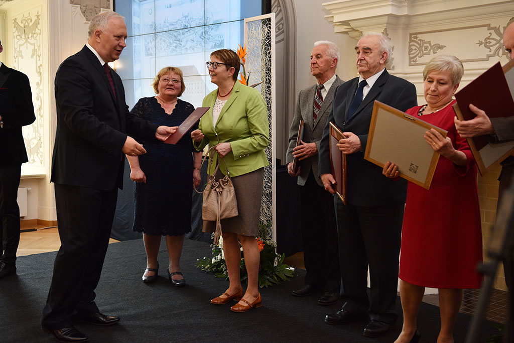 Prezydent podziękował remontującym Akademię Rycerską